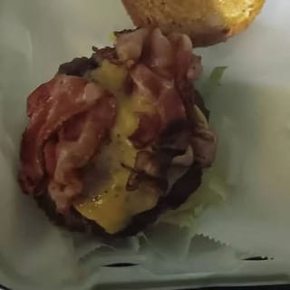 Bacon Cheeseburger